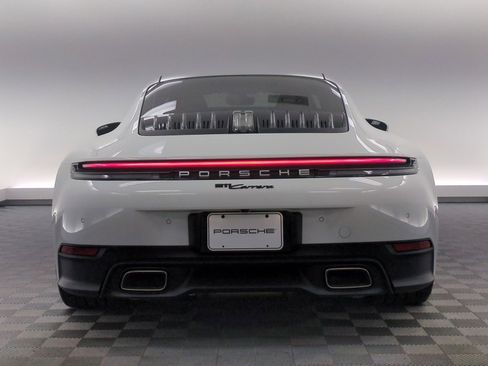 Certified 2025 Porsche 911 Carrera RWD image 11