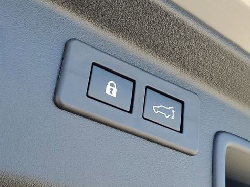 New 2026 Subaru Outback Limited AWD/4WD image 8