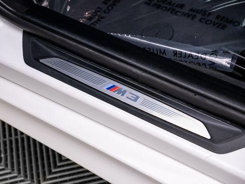 Used 2018 BMW M3 RWD image 15
