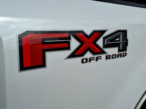 Used 2019 Ford F350 Lariat w/ Lariat Ultimate Package image 7