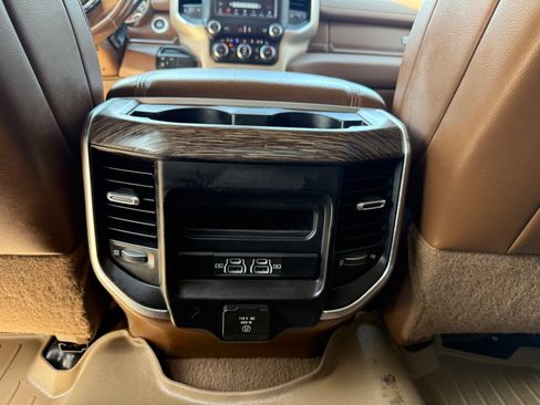 Used 2021 RAM 2500 Laramie AWD/4WD image 19