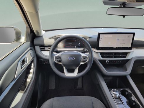 New 2026 Ford Explorer Active image 22