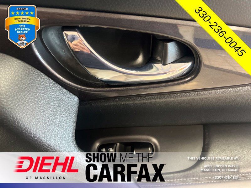 Used 2018 Nissan Rogue SV AWD/4WD image 17