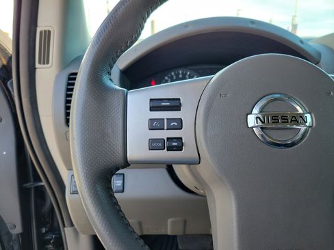 Used 2018 Nissan Frontier SV w/ Value Truck Package image 12