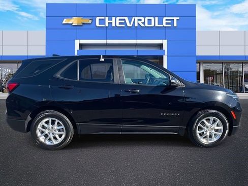 Certified 2024 Chevrolet Equinox LS FWD image 4