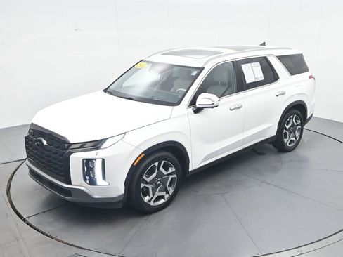 Used 2024 Hyundai Palisade Limited FWD image 19