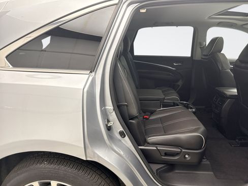 Used 2019 Acura MDX SH-AWD w/ Advance Package image 19