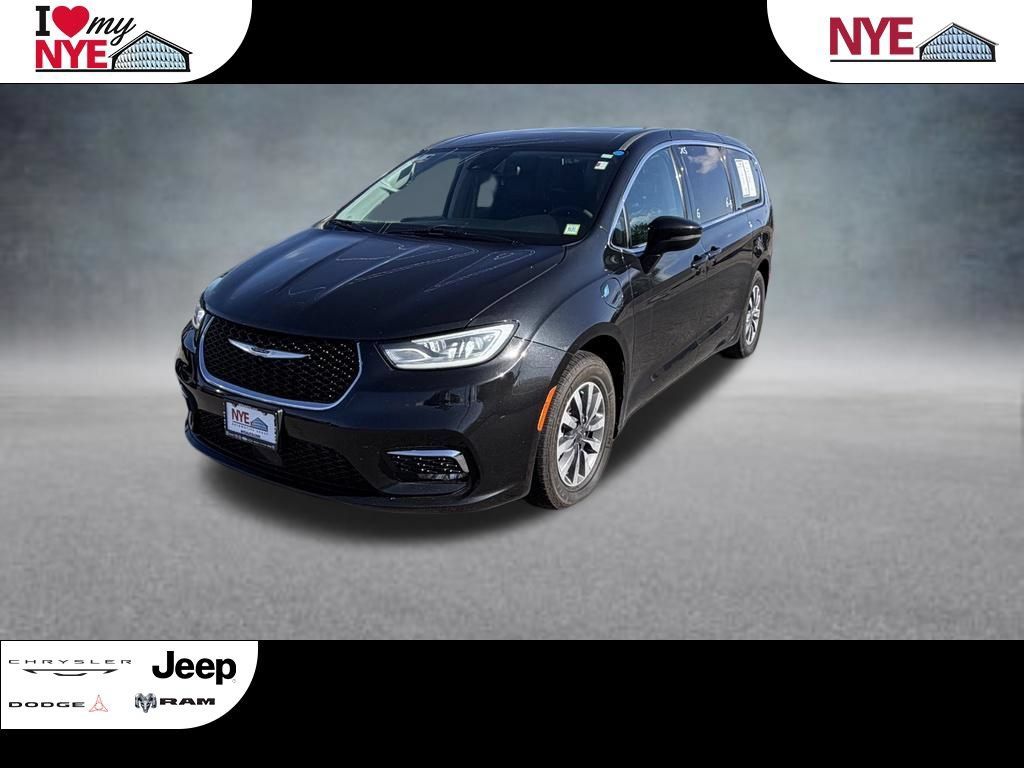Used 2023 Chrysler Pacifica Touring-L FWD 360° Tour