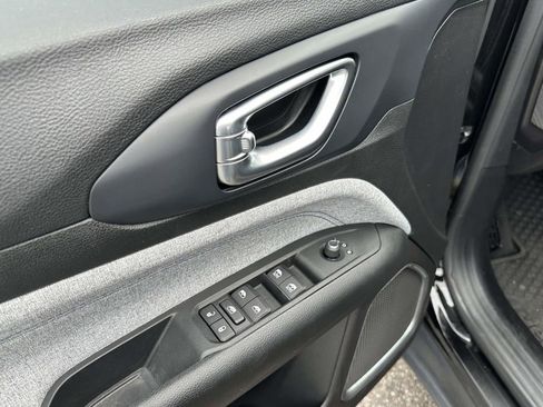 Used 2022 Jeep Compass Latitude w/ Convenience Group image 17