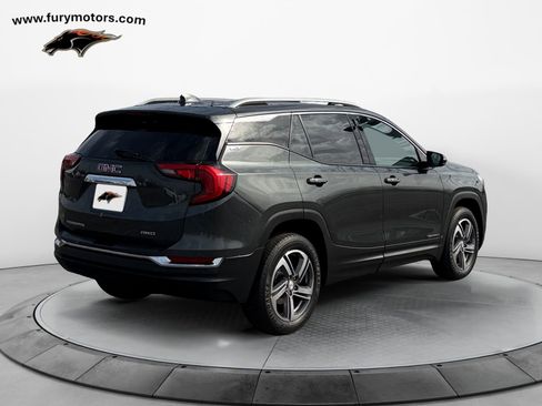 Used 2021 GMC Terrain SLT w/ Infotainment Package II image 3