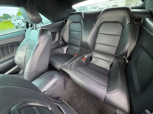 Used 2019 Ford Mustang Premium RWD image 19