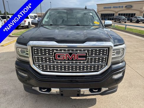 Used 2018 GMC Sierra 1500 Denali w/ Denali Ultimate Package AWD/4WD image 2