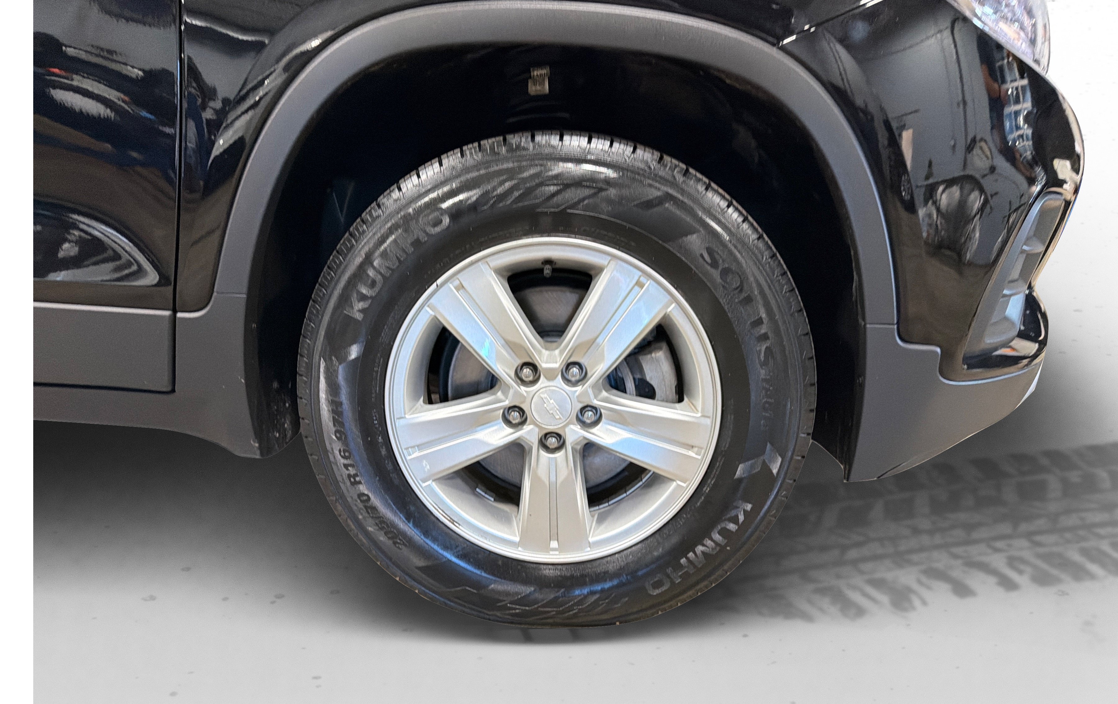 Used 2019 Chevrolet Trax LT w/ LT Convenience Package AWD/4WD image 49