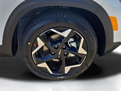 New 2026 Kia Seltos S image 6