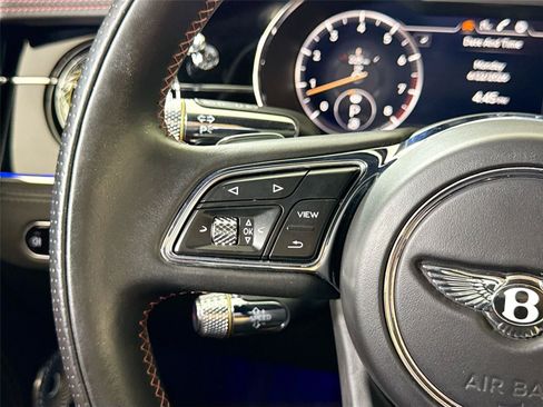 Used 2022 Bentley Continental GT AWD/4WD image 25