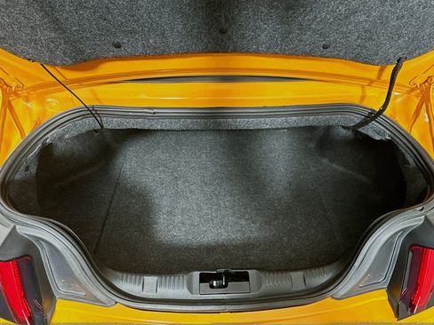 Used 2019 Ford Mustang Premium image 26