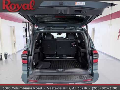 Used 2025 Toyota 4Runner TRD Off-Road Premium AWD/4WD image 17