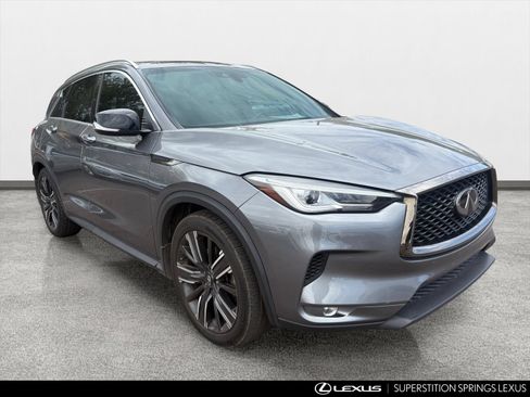 Used 2021 INFINITI QX50 Luxe w/ Appearance Package FWD image 2