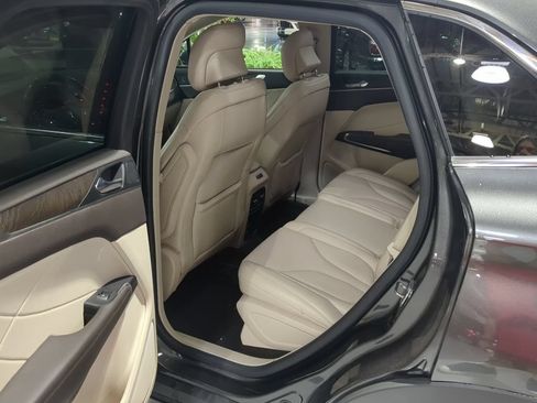 Used 2019 Lincoln MKC Reserve w/ MKC Climate Package AWD/4WD image 12