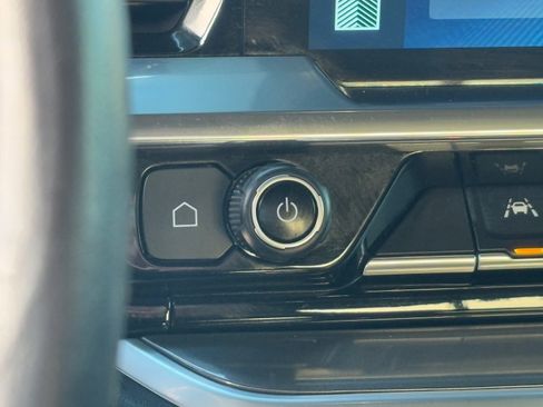 Used 2023 Chevrolet Silverado 1500 High Country image 27