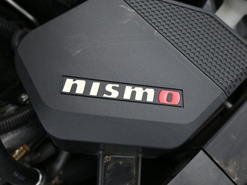 Used 2024 Nissan Z Performance w/ Floor Mat Package image 32