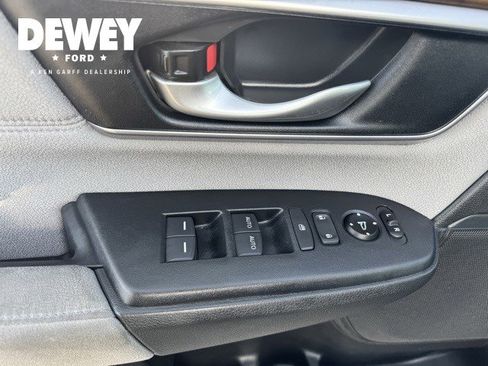 Used 2017 Honda CR-V EX image 11