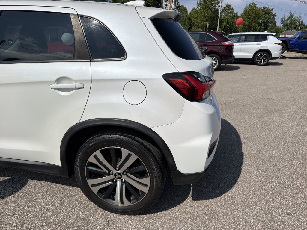 Used 2020 Mitsubishi Outlander Sport ES AWD/4WD image 7