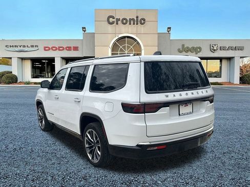 Used 2024 Jeep Wagoneer Series III w/ Premium Group I image 5