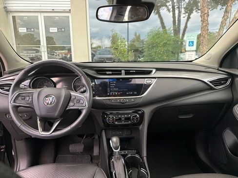 Used 2023 Buick Encore GX Essence w/ Experience Buick Package FWD image 19