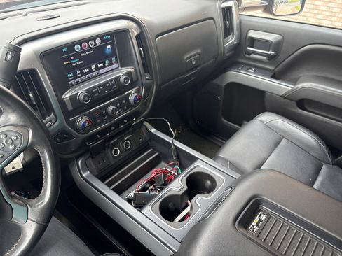 Used 2016 Chevrolet Silverado 1500 LTZ Z71 w/ LPO, Off-Road Sport Package AWD/4WD image 19