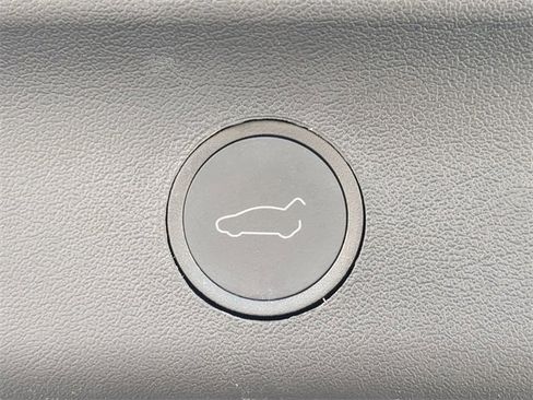 Used 2023 Tesla Model Y Long Range image 15