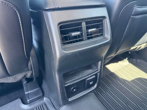 Used 2024 Ford Edge SEL w/ Convenience Package AWD/4WD image 23