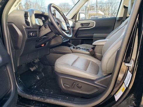 Used 2025 Ford Bronco Sport Badlands image 12