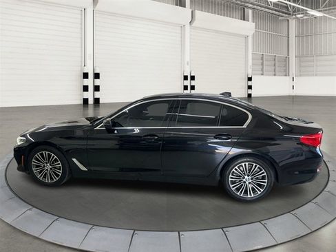 Used 2019 BMW 530i xDrive w/ Convenience Package AWD/4WD image 1