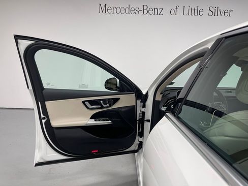 Used 2026 Mercedes-Benz E 350 4MATIC Sedan image 17