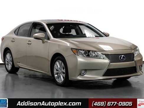 Used 2013 Lexus ES 300h w/ Premium Pkg image 1