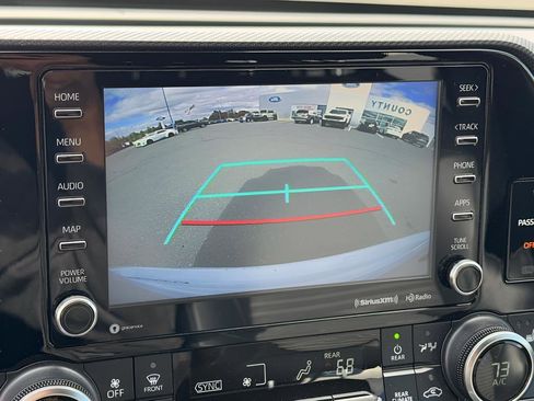 Used 2022 Toyota Highlander XSE image 14