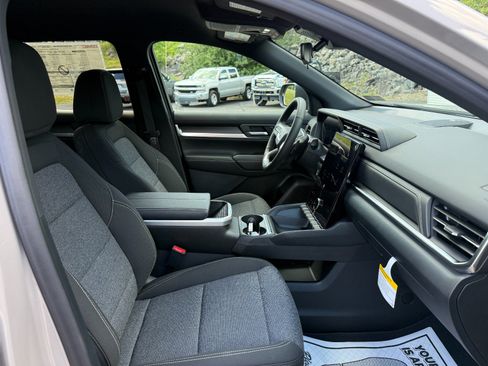New 2026 GMC Terrain Elevation AWD/4WD image 21