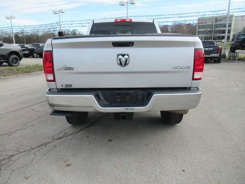 Used 2018 RAM 3500 Big Horn image 4