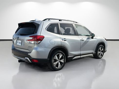 Used 2019 Subaru Forester Touring w/ Popular Package #3 AWD/4WD image 3