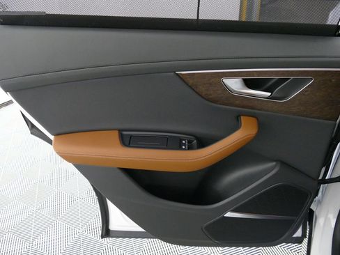 New 2026 Audi Q8 Prestige AWD/4WD image 28