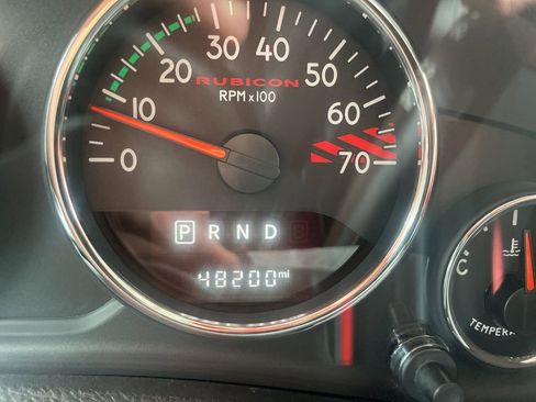 Used 2018 Jeep Wrangler Unlimited Rubicon AWD/4WD image 20