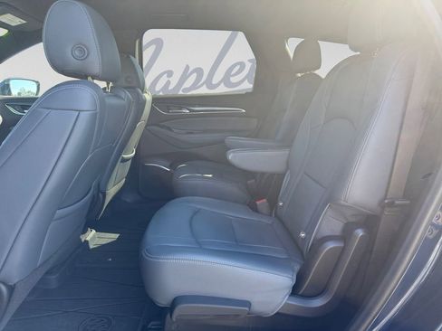 Used 2022 Buick Enclave Essence w/ LPO, Touring Package AWD/4WD image 30