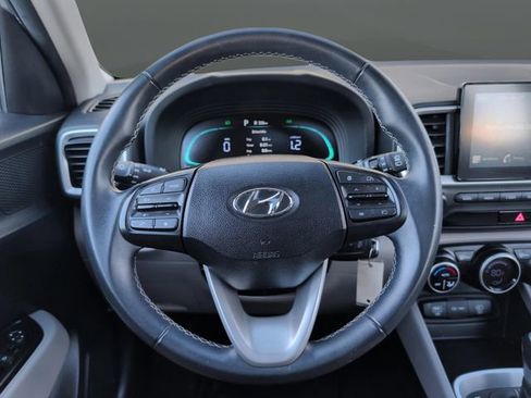Certified 2023 Hyundai Venue SEL w/ Cargo Package image 15