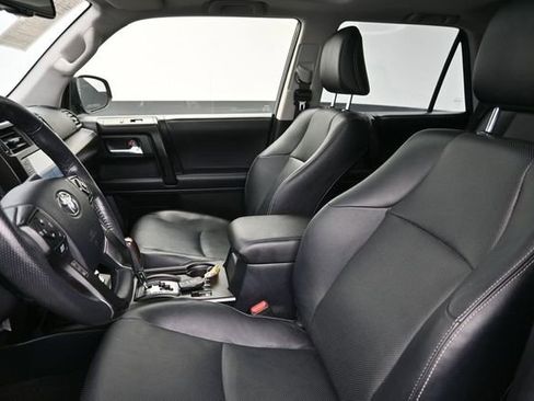 Certified 2024 Toyota 4Runner Limited AWD/4WD image 14