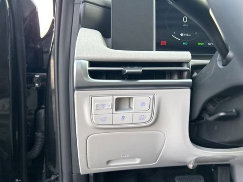 Used 2025 Hyundai Tucson SEL image 17