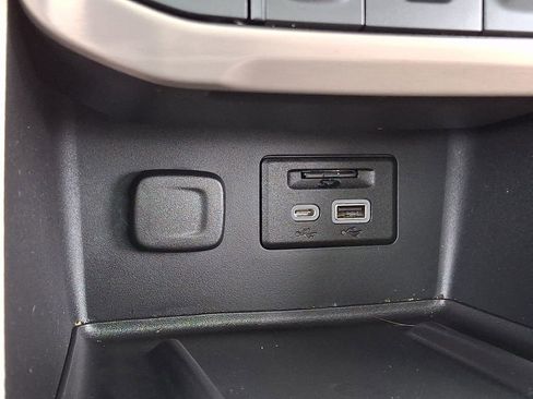 Used 2022 GMC Acadia Denali w/ Denali Ultimate Package image 28