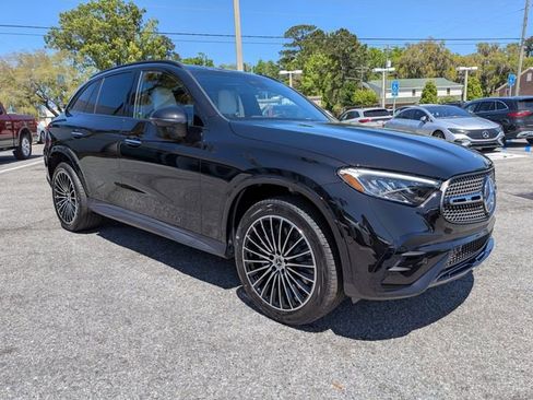 New 2026 Mercedes-Benz GLC 300 image 2