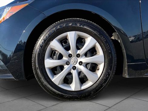Used 2023 Toyota Corolla LE image 10