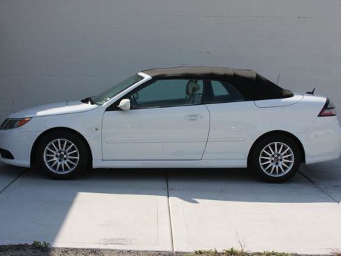 Used 2009 Saab 9-3 2.0T image 15